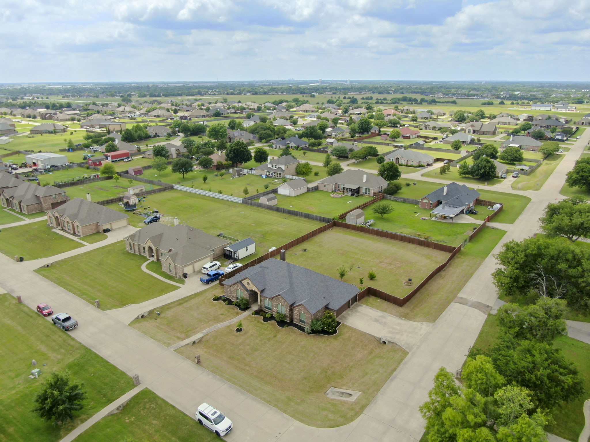 100 Windsor Circle Waxahachie TX 75165