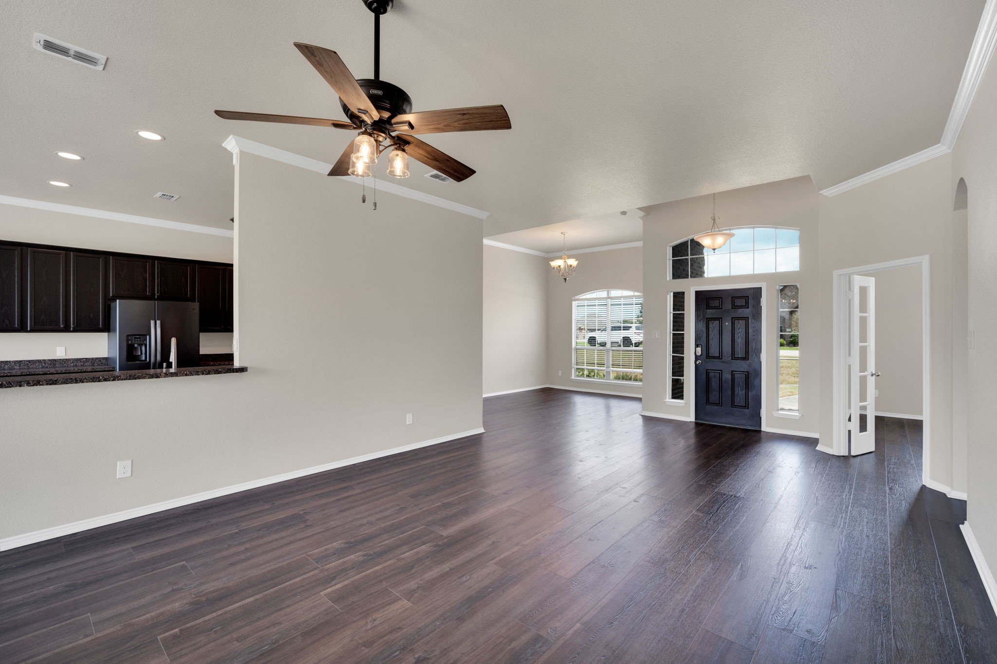 100 Windsor Circle Waxahachie TX 75165