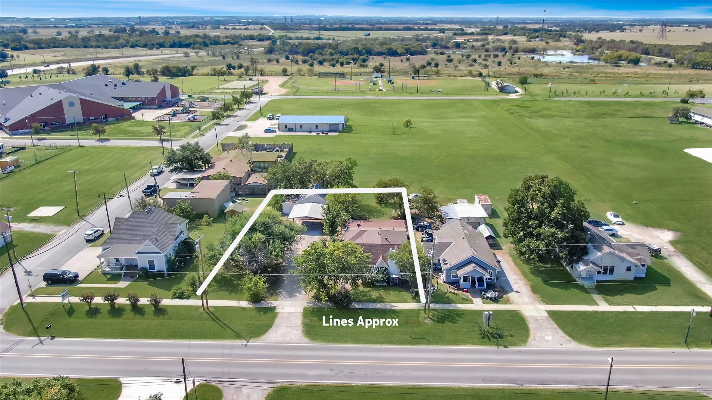 305 W Main Street Gunter TX 75058
