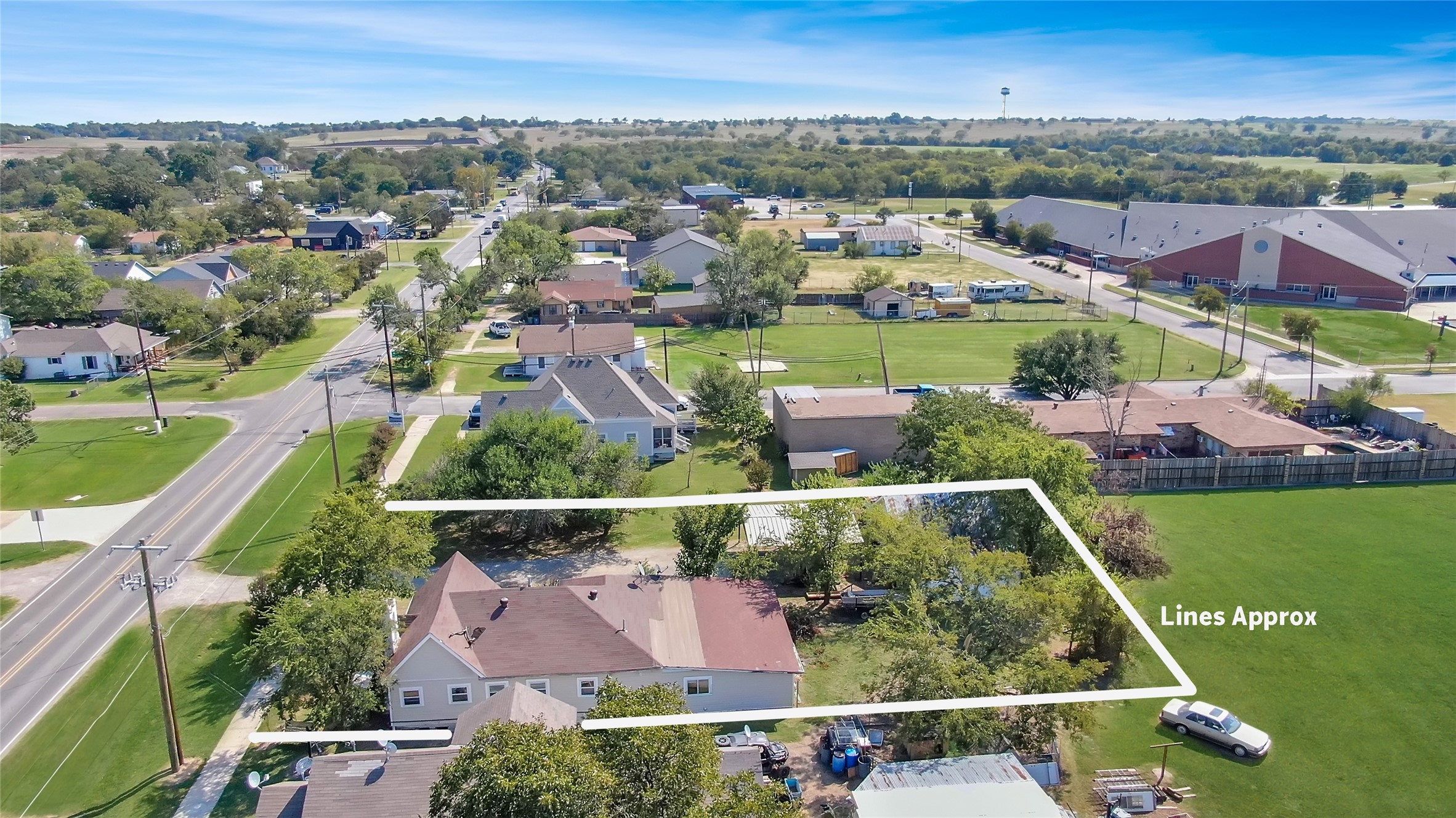 305 W Main Street Gunter TX 75058