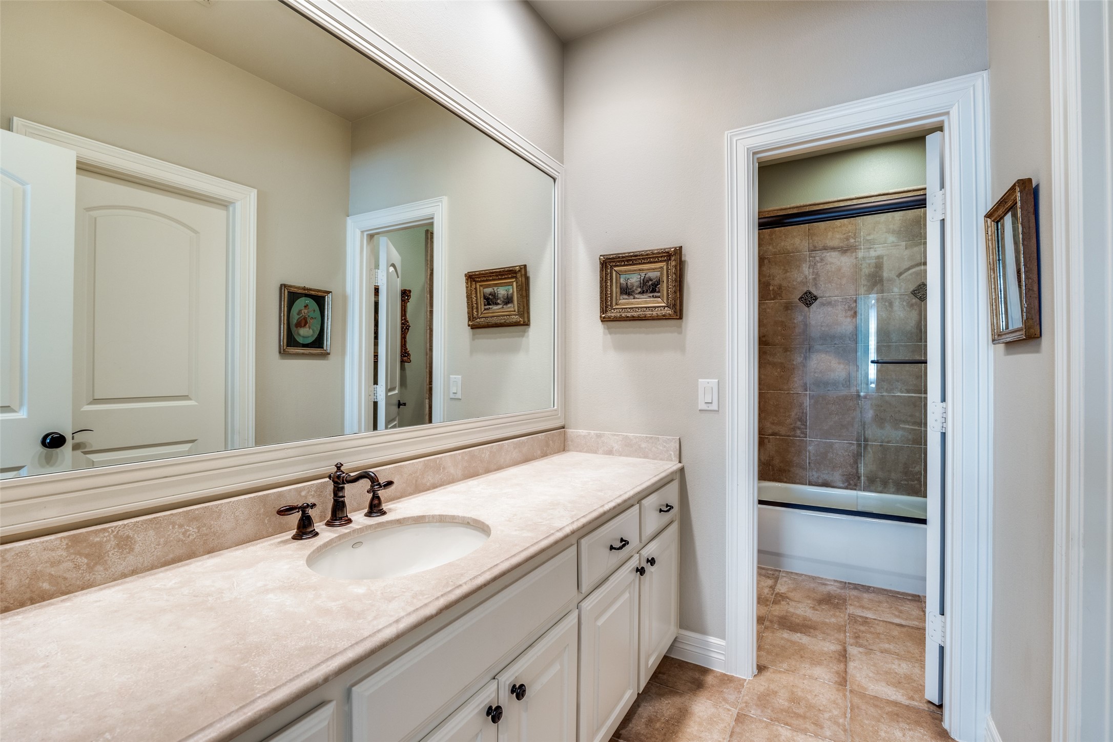 5917 Meaders Lane Dallas TX 75230
