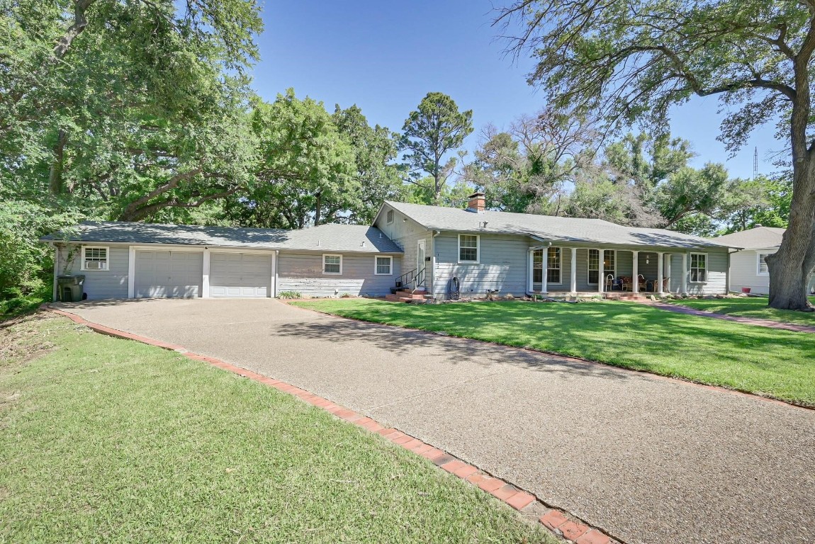 1412 Ficklin Avenue Corsicana TX 75110
