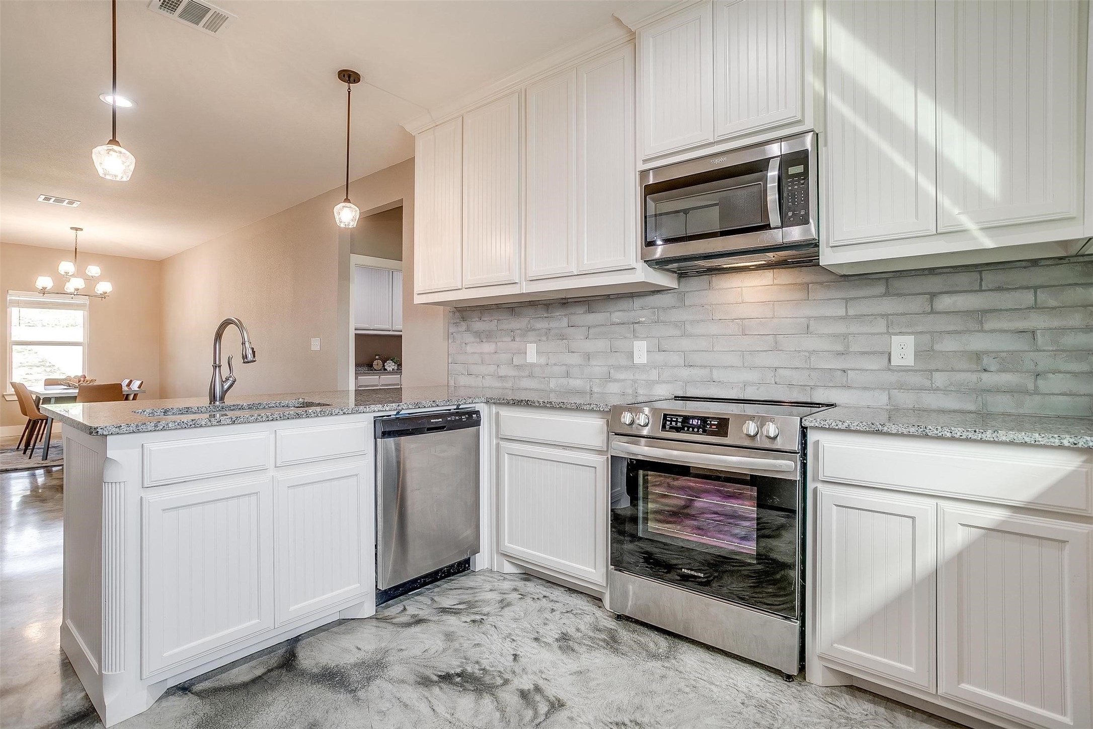 105 Ruidoso Way Mineral Wells TX 76067