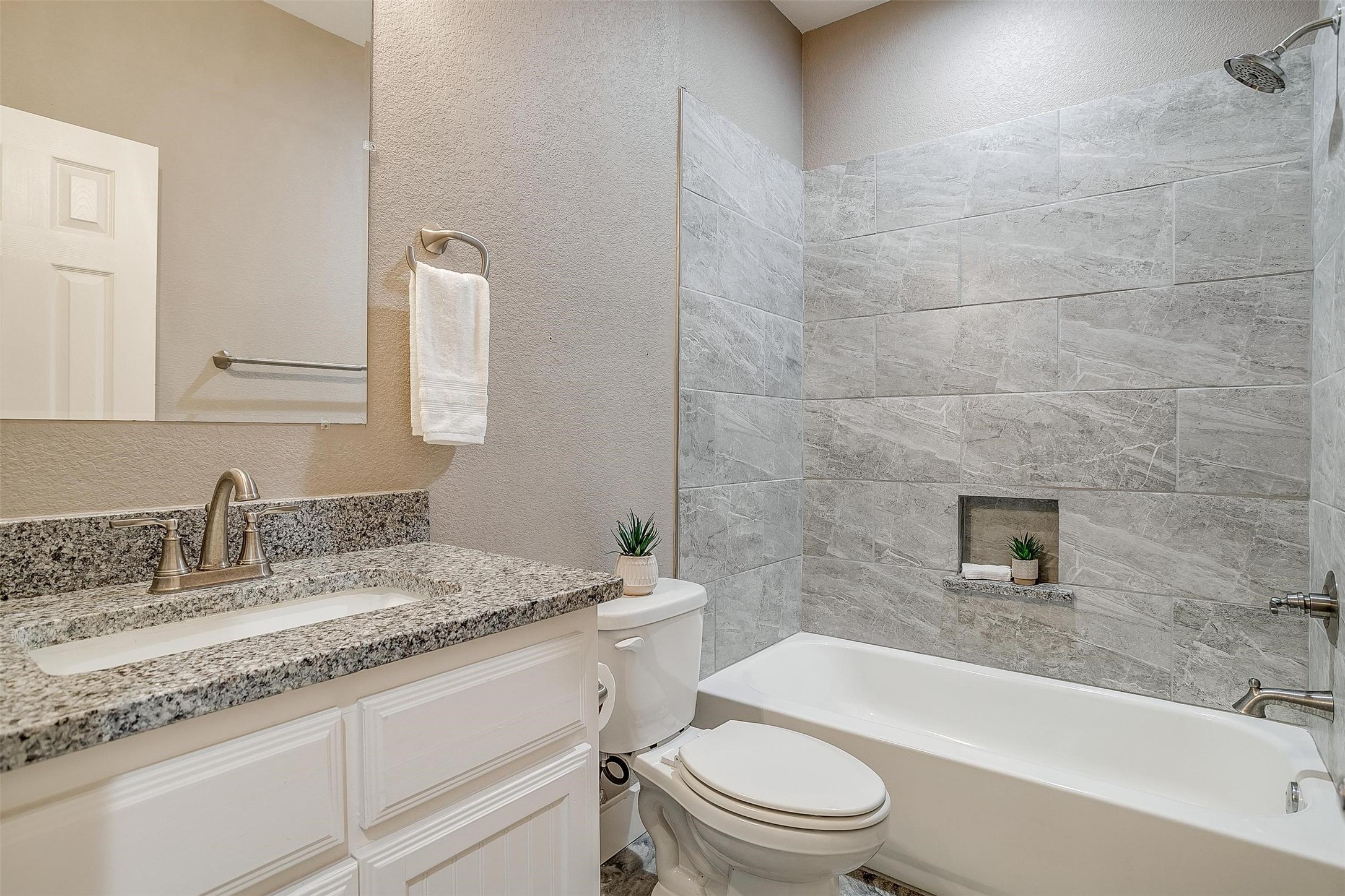 105 Ruidoso Way Mineral Wells TX 76067