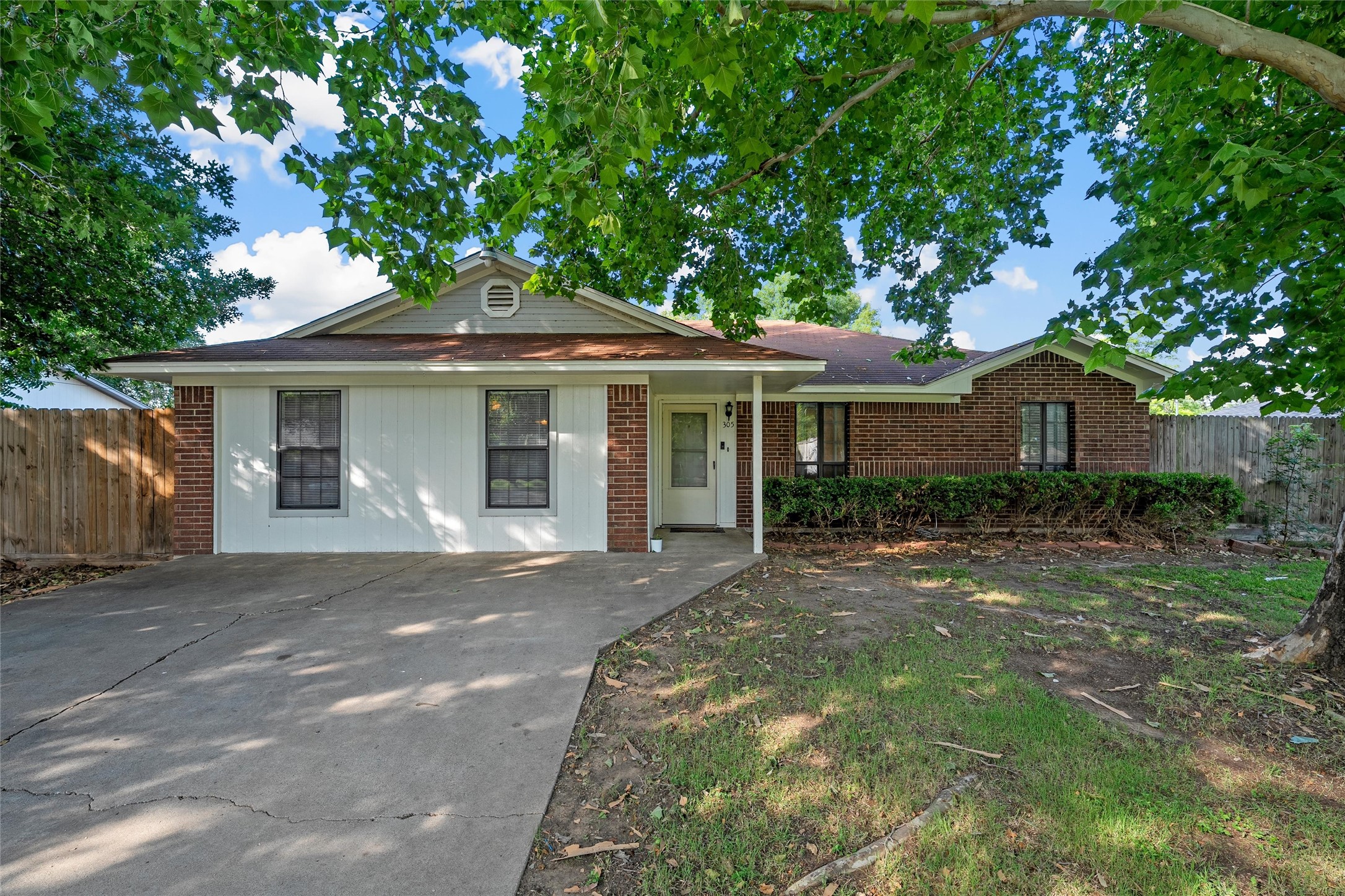 305 Elmwood Drive Waco TX 76712