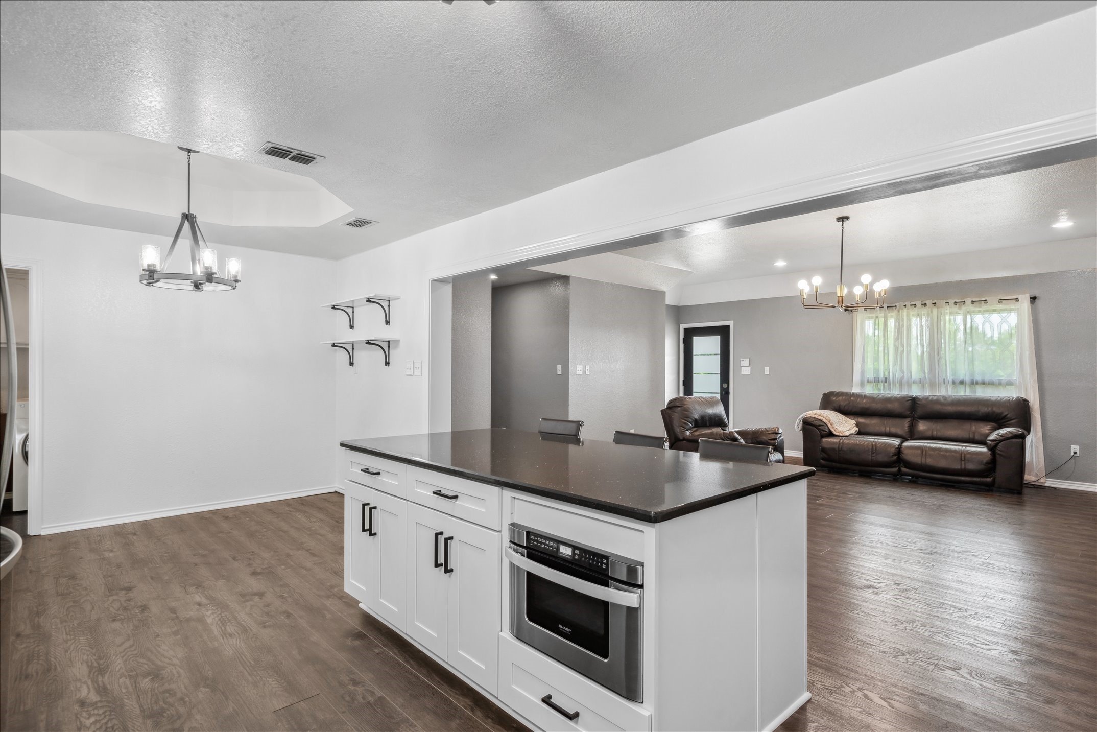 3189 Us Highway 80 Mineola TX 75773