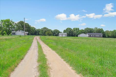 3189 Us Highway 80 Mineola TX 75773