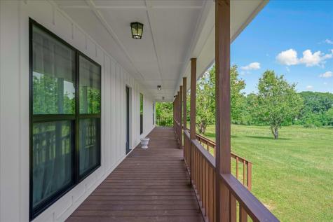 3189 Us Highway 80 Mineola TX 75773