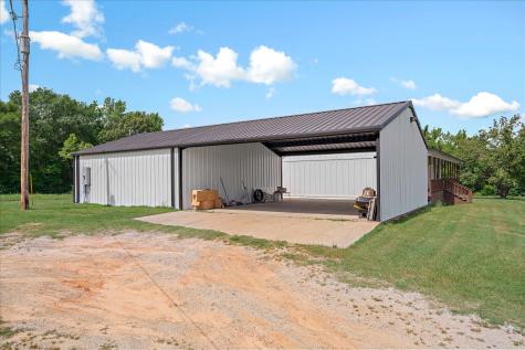 3189 Us Highway 80 Mineola TX 75773
