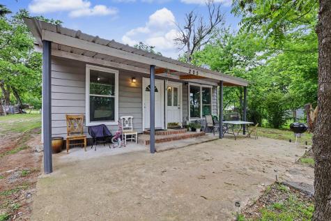 205 S Main Street Bonham TX 75418