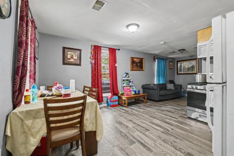 205 S Main Street Bonham TX 75418