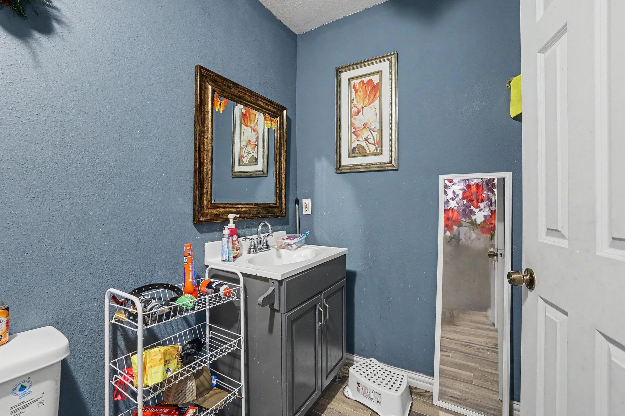205 S Main Street Bonham TX 75418