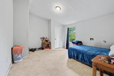 205 S Main Street Bonham TX 75418