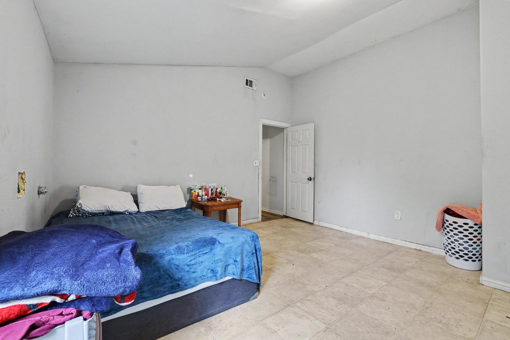 205 S Main Street Bonham TX 75418