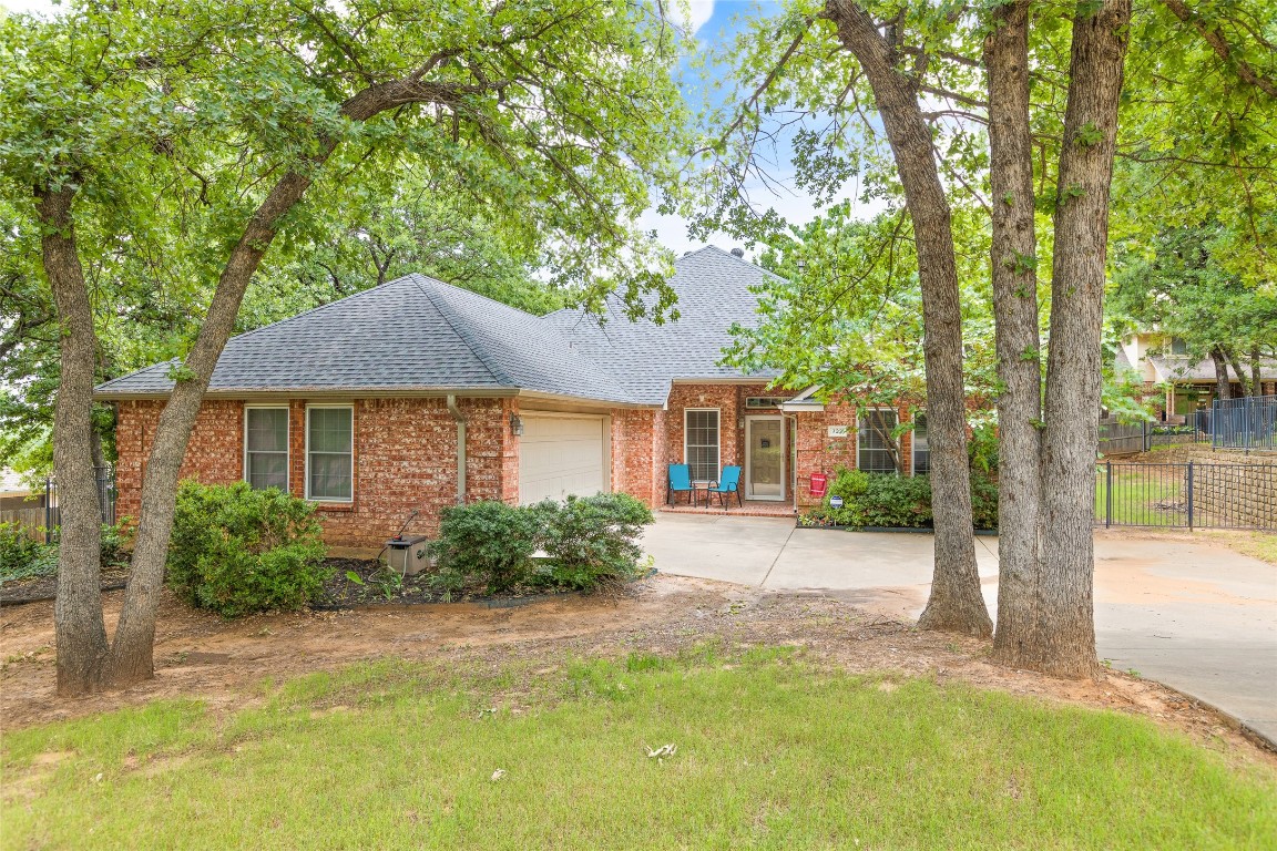 733 Big Horn Trail Crowley TX 76036