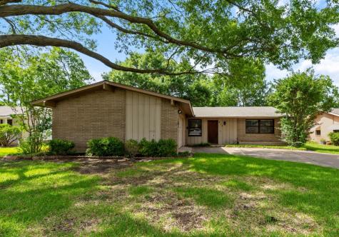 913 Melrose Drive Richardson TX 75080