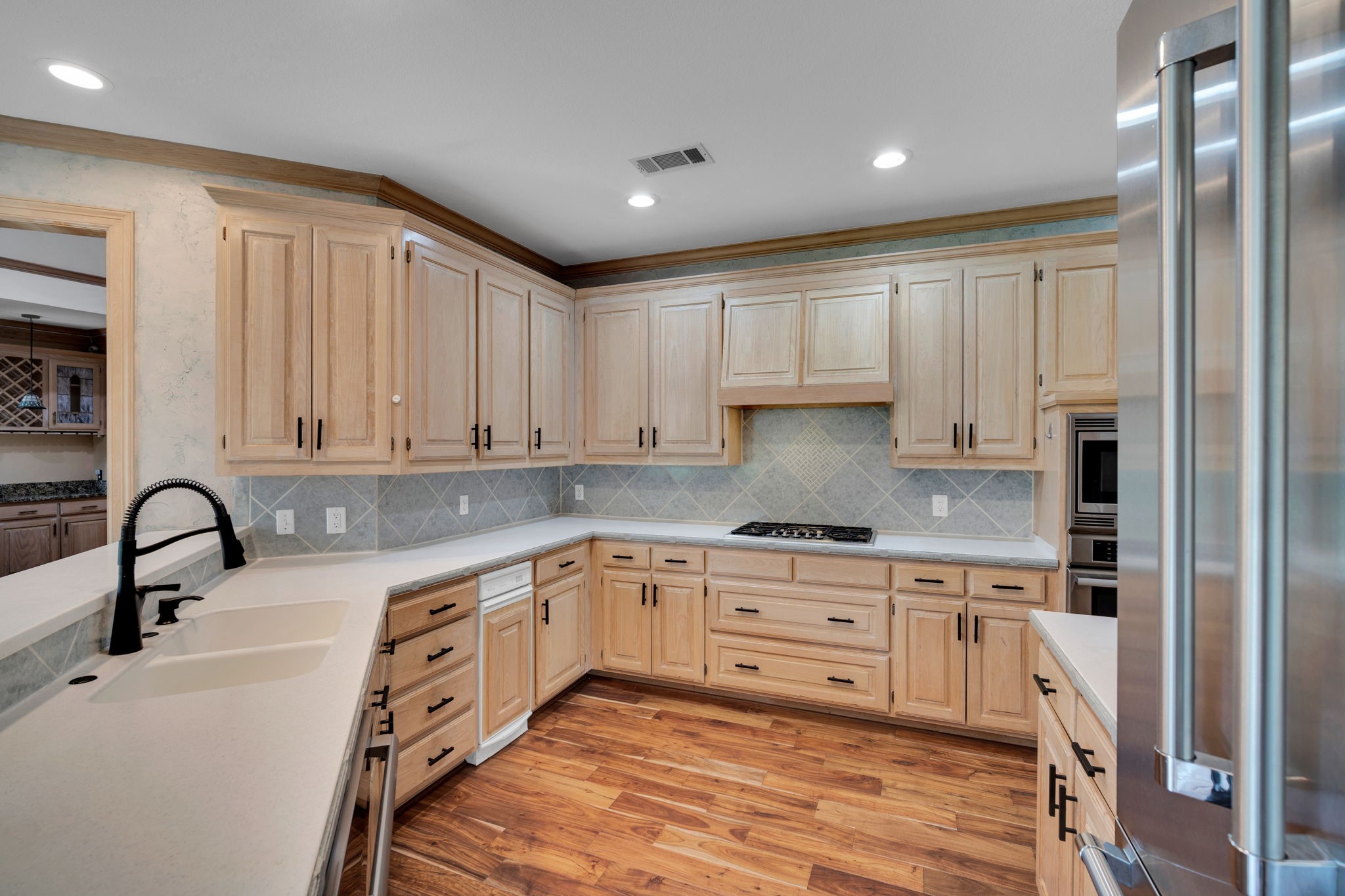 6105 Waterview Drive Arlington TX 76016