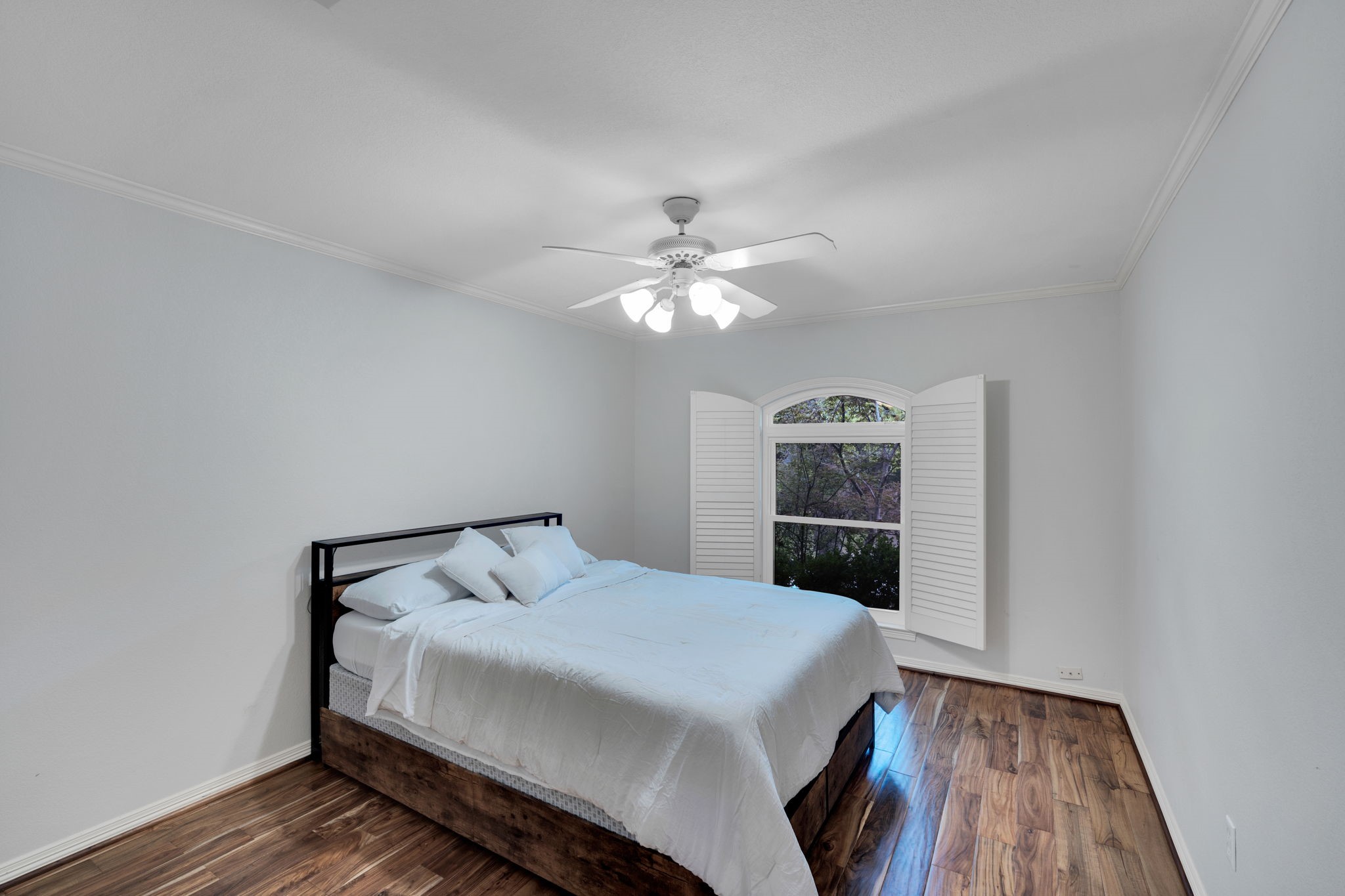 6105 Waterview Drive Arlington TX 76016