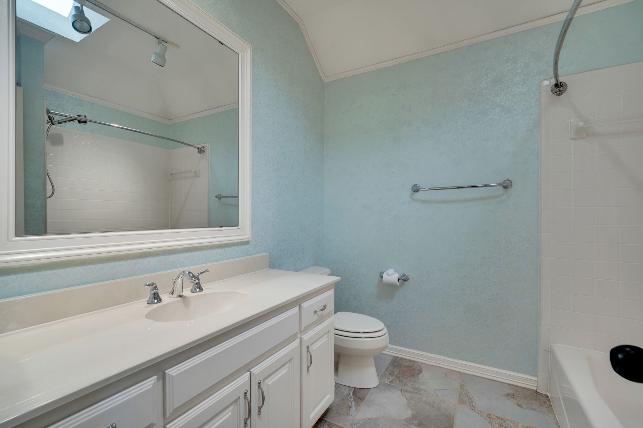 6105 Waterview Drive Arlington TX 76016