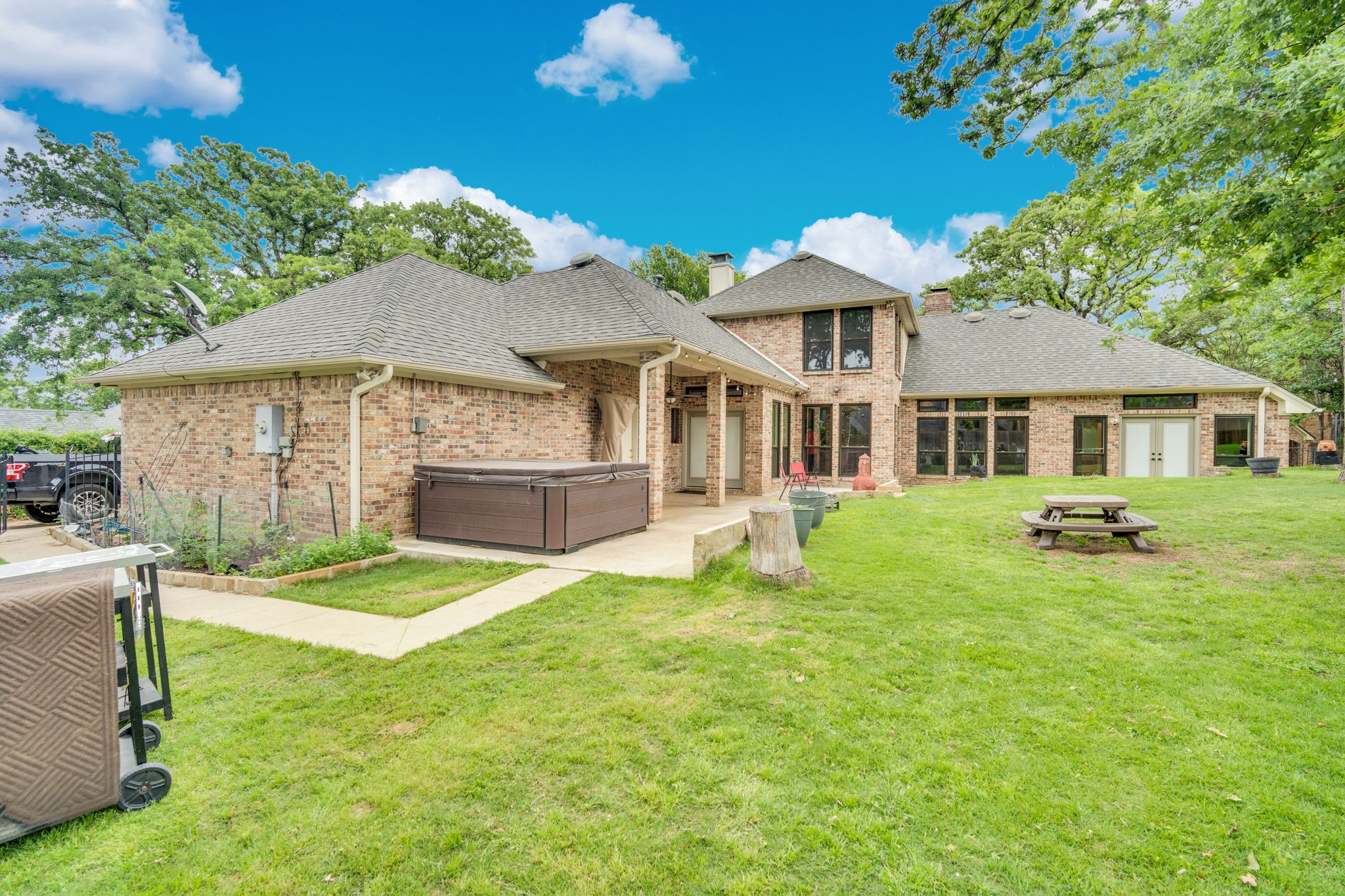 6105 Waterview Drive Arlington TX 76016