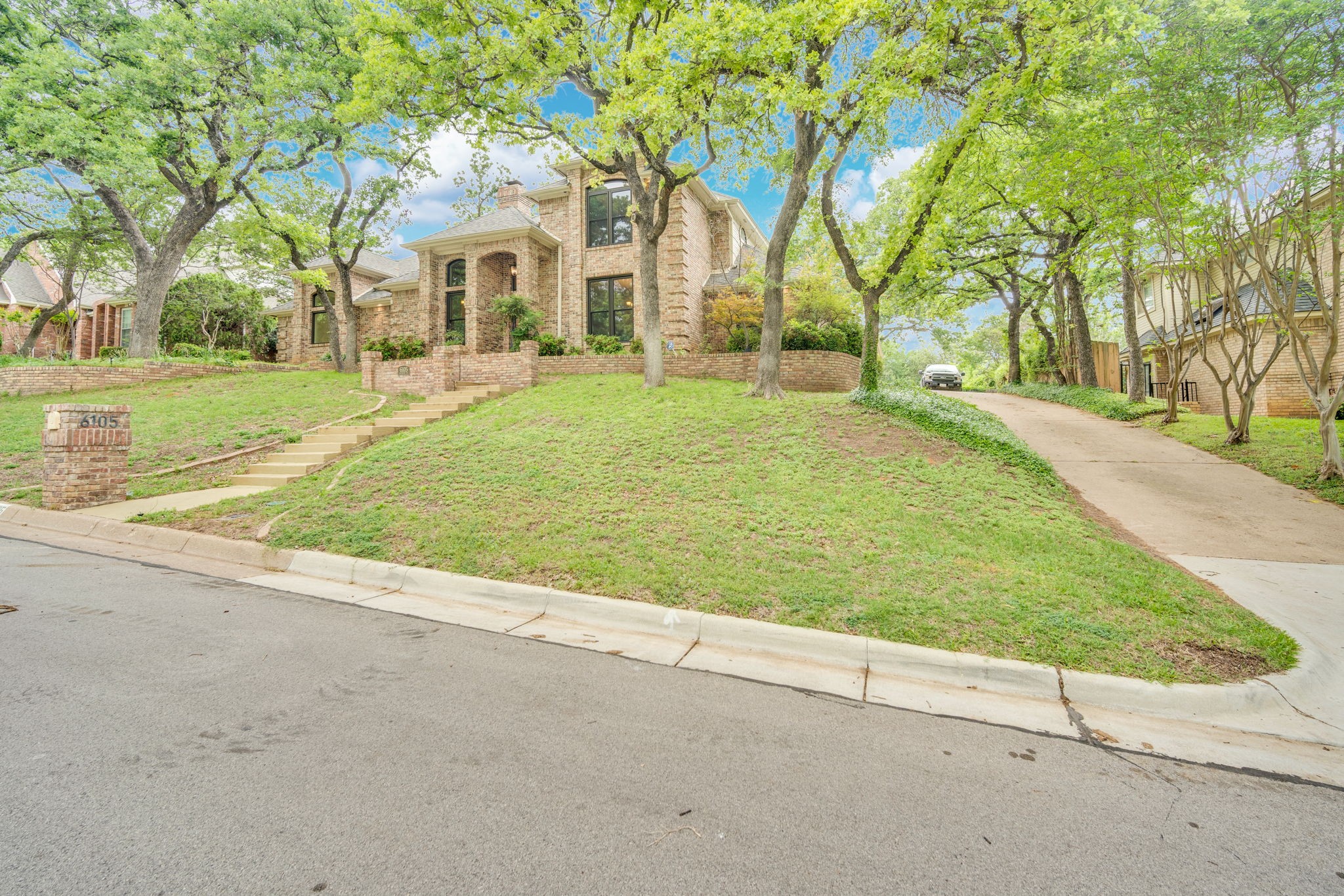 6105 Waterview Drive Arlington TX 76016