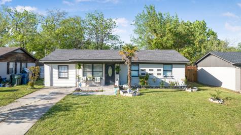 527 E Vista Drive Garland TX 75041
