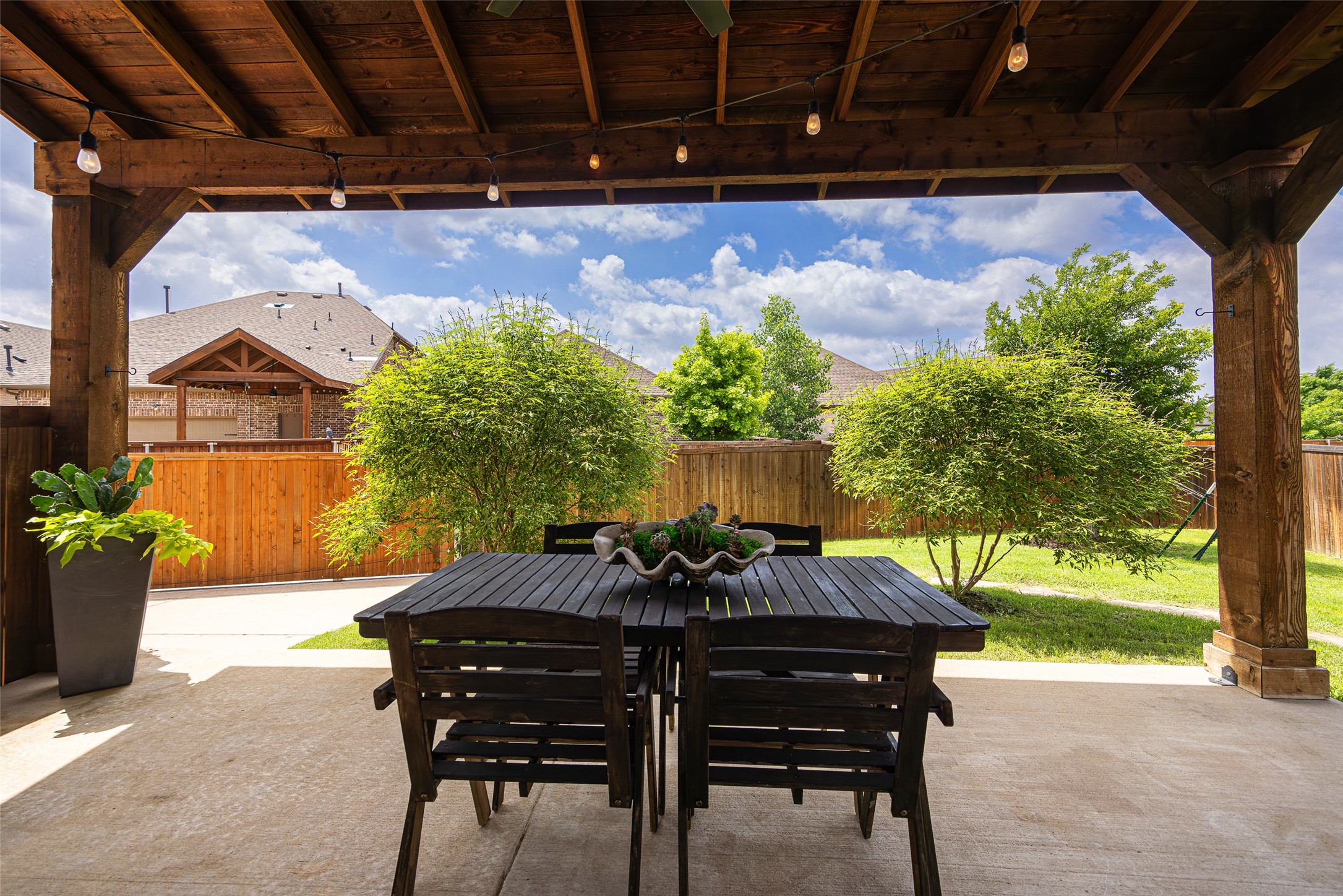 8216 Miscanthus Court Dallas TX 75252