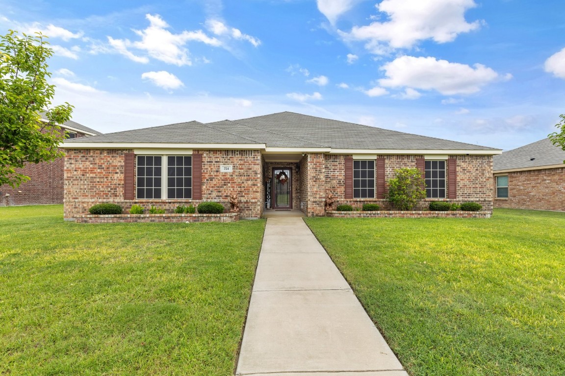 724 Jewelflower Drive Desoto TX 75115