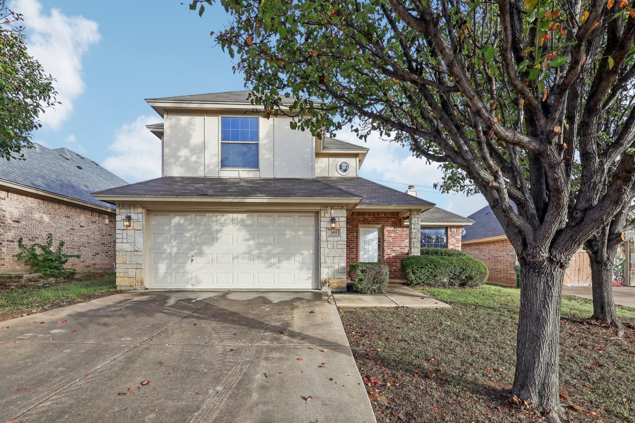 309 Grace Circle Hurst TX 76053