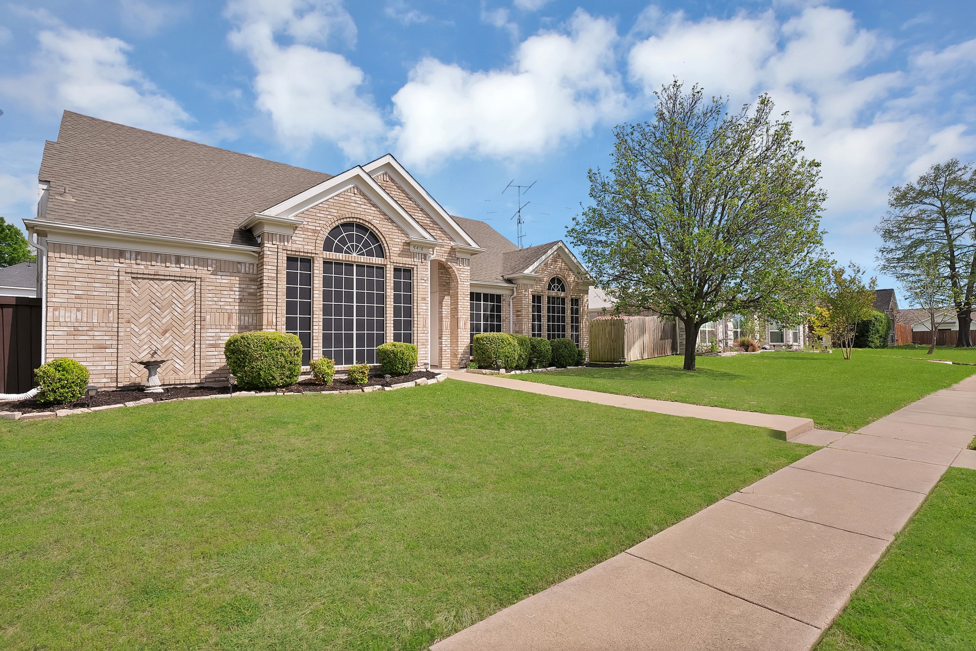 5418 Highgate Lane Rowlett TX 75088