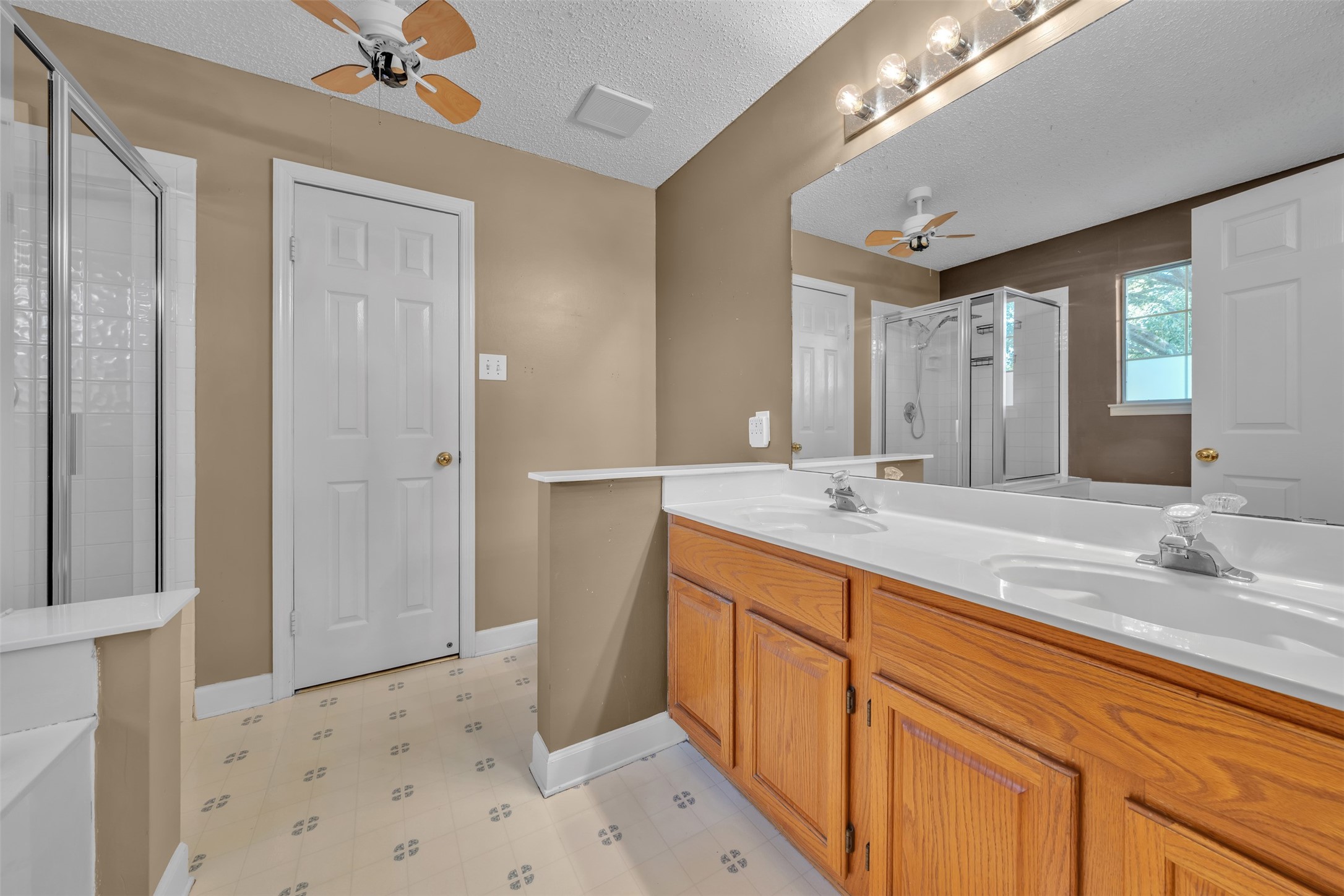 5579 Rocky Mountain Road Fort Worth TX 76137