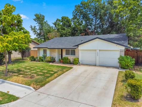 1209 Milam Way Carrollton TX 75006