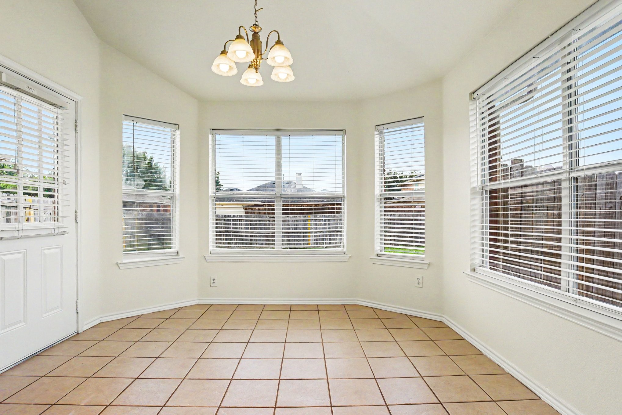 2521 Ash Creek Mesquite TX 75181
