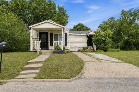1214 Jones Street Greenville TX 75401
