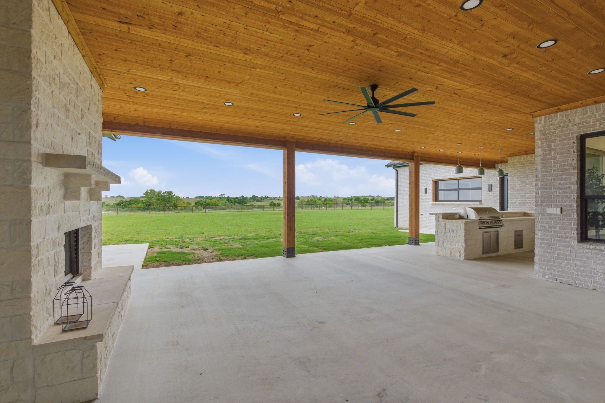 6505 County Road 1126b Godley TX 76044