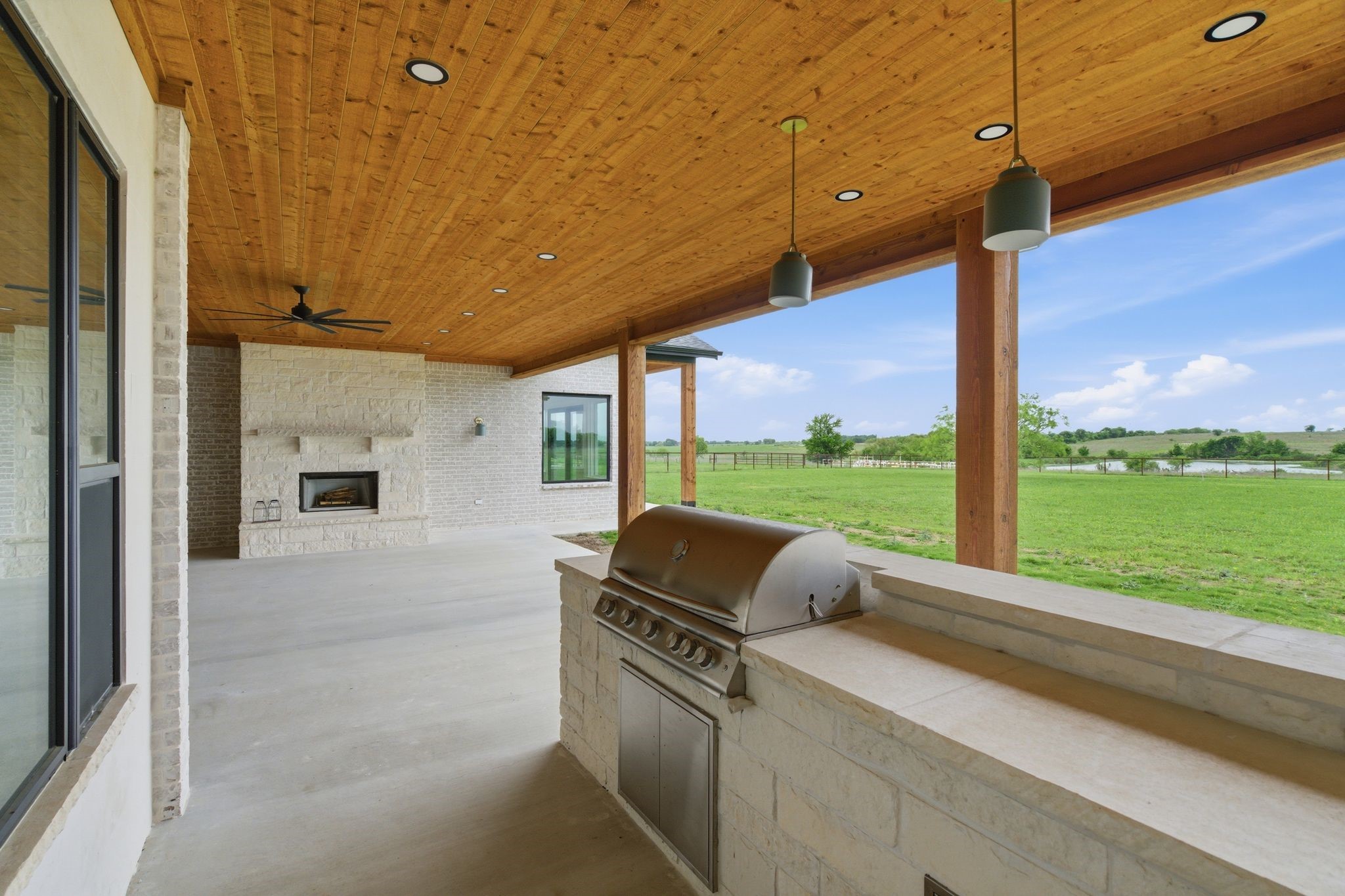 6505 County Road 1126b Godley TX 76044