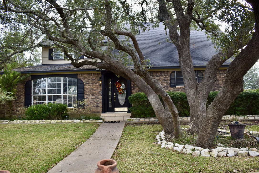 1119 W 11th Street Brady TX 76825