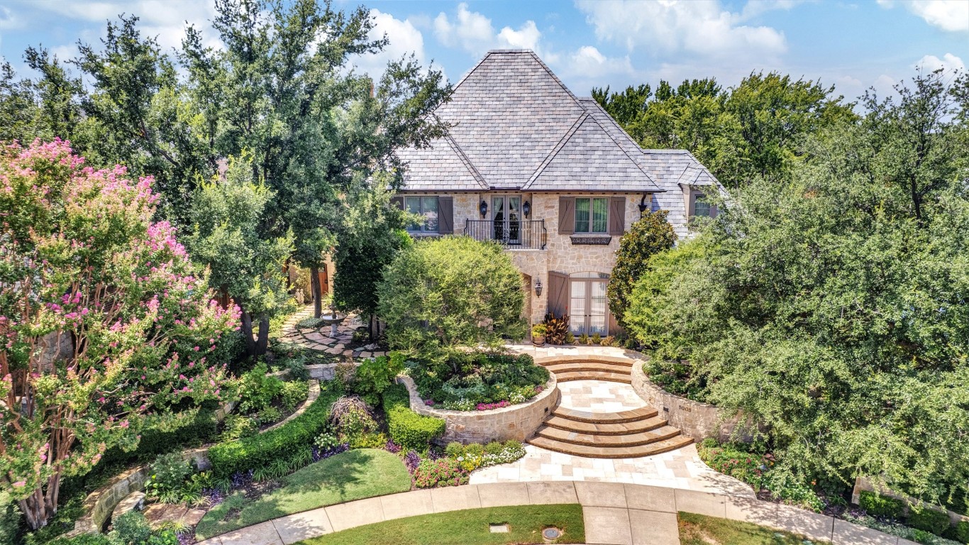 5005 Castle Creek Court Plano TX 75093