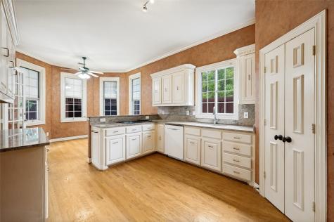 4037 Cotswold Court Dallas TX 75220