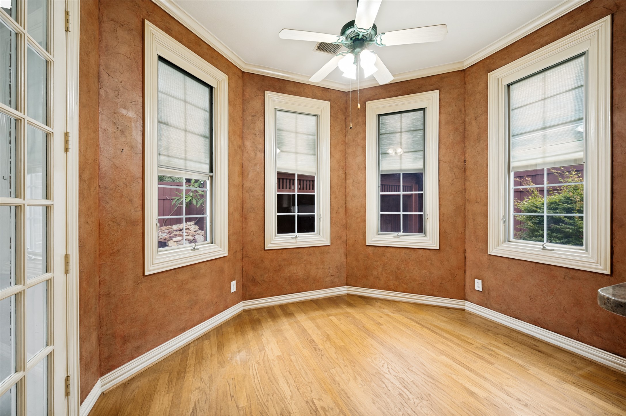 4037 Cotswold Court Dallas TX 75220