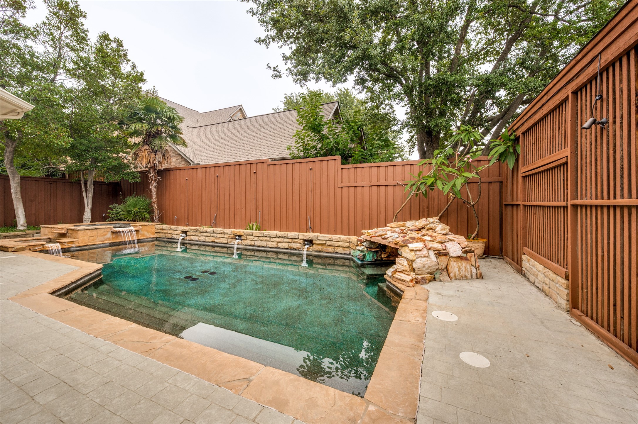 4037 Cotswold Court Dallas TX 75220
