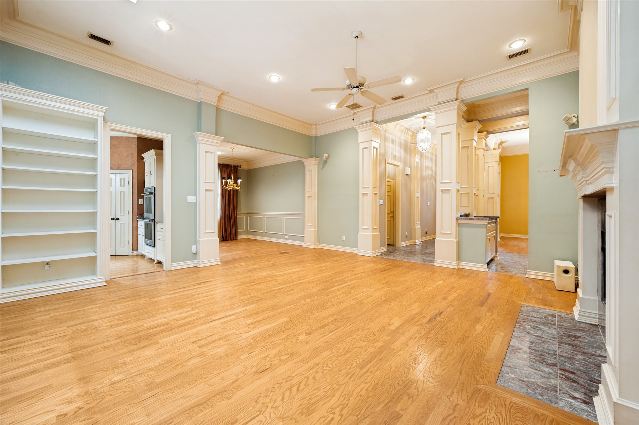 4037 Cotswold Court Dallas TX 75220