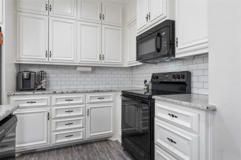 656 Calmwater Court Mabank TX 75143