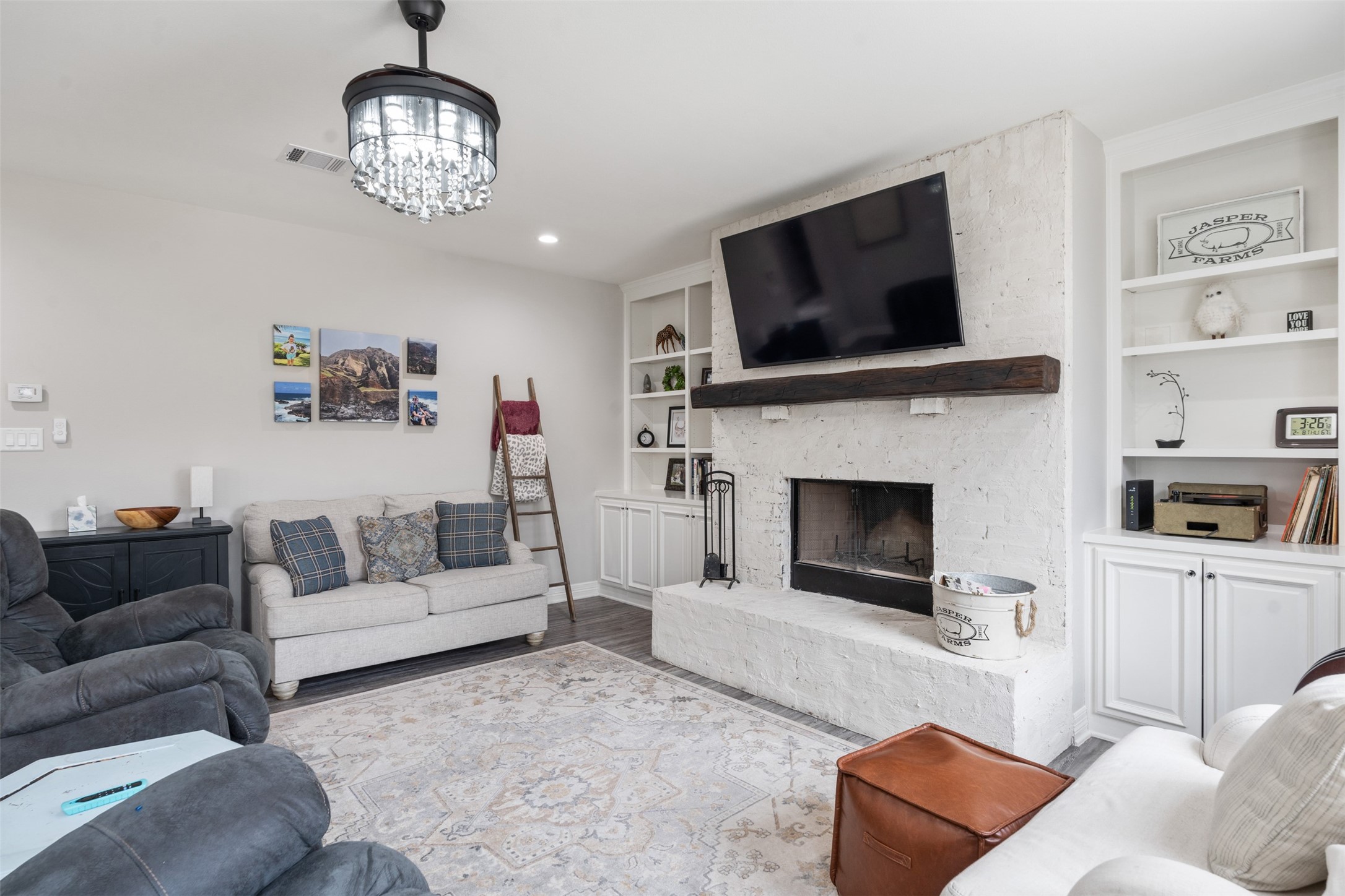 656 Calmwater Court Mabank TX 75143