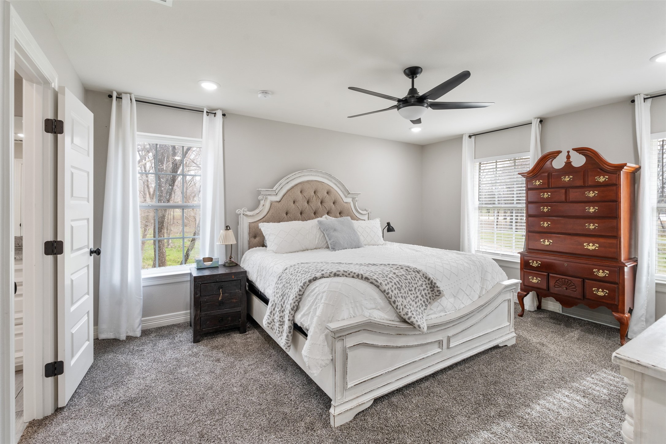 656 Calmwater Court Mabank TX 75143