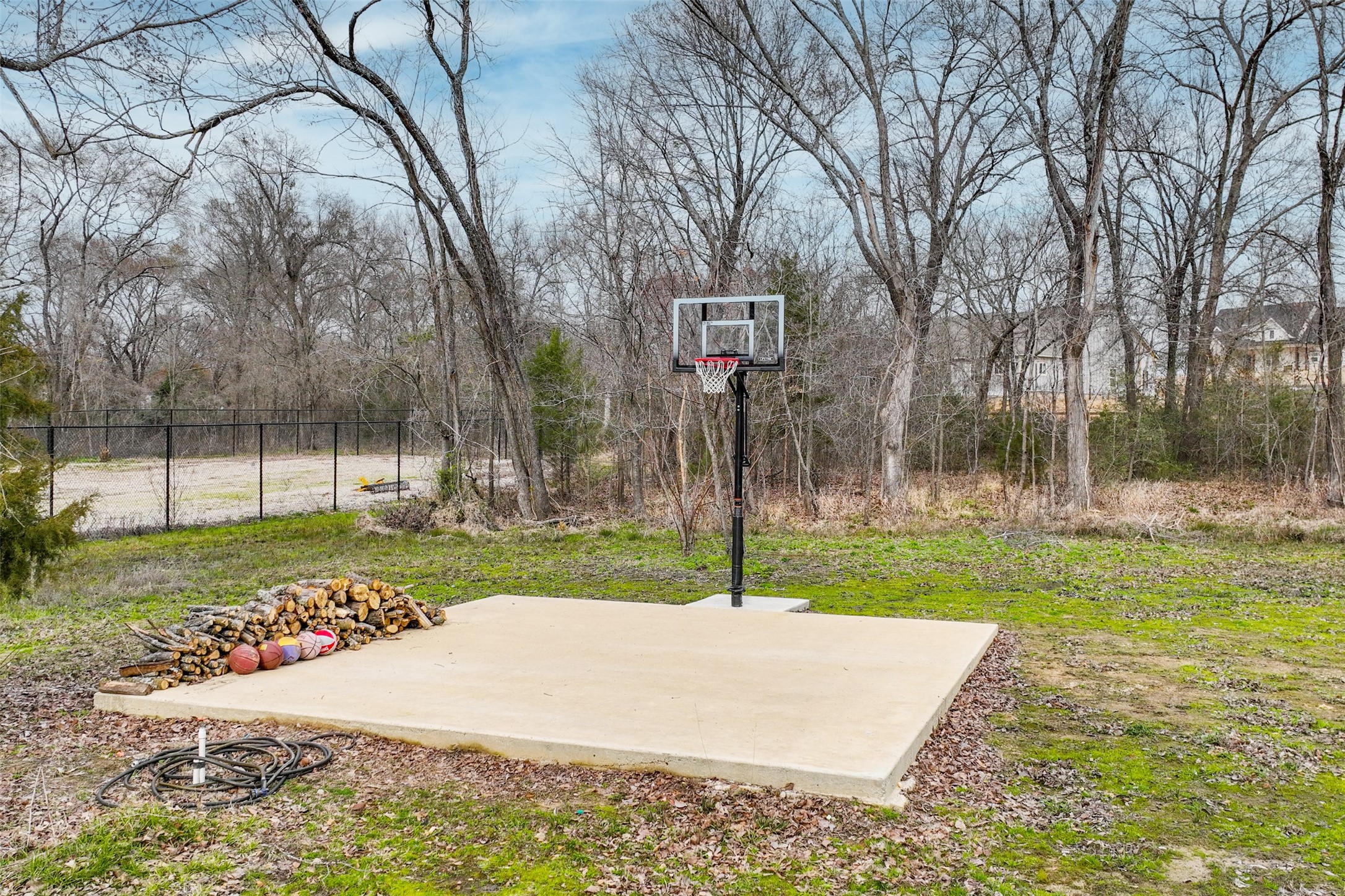 656 Calmwater Court Mabank TX 75143