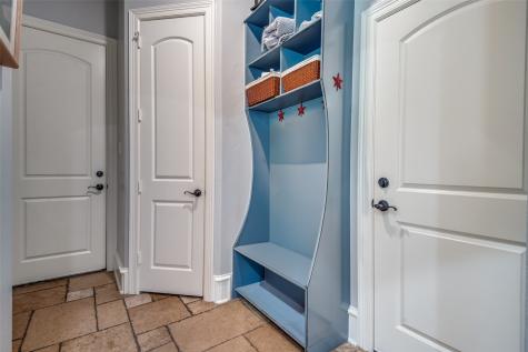 1912 Surrey Lane Mckinney TX 75072