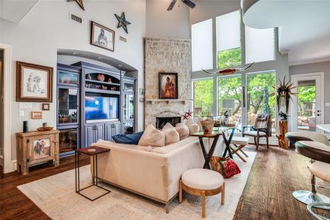 1912 Surrey Lane Mckinney TX 75072