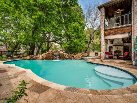 1912 Surrey Lane Mckinney TX 75072