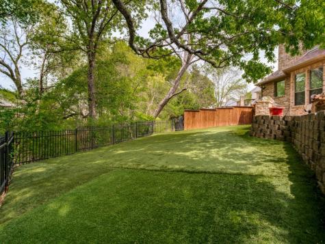 1912 Surrey Lane Mckinney TX 75072